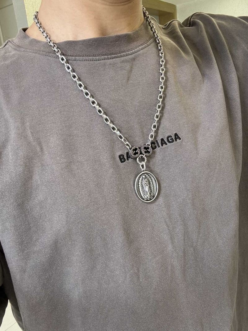 Gucci Necklaces